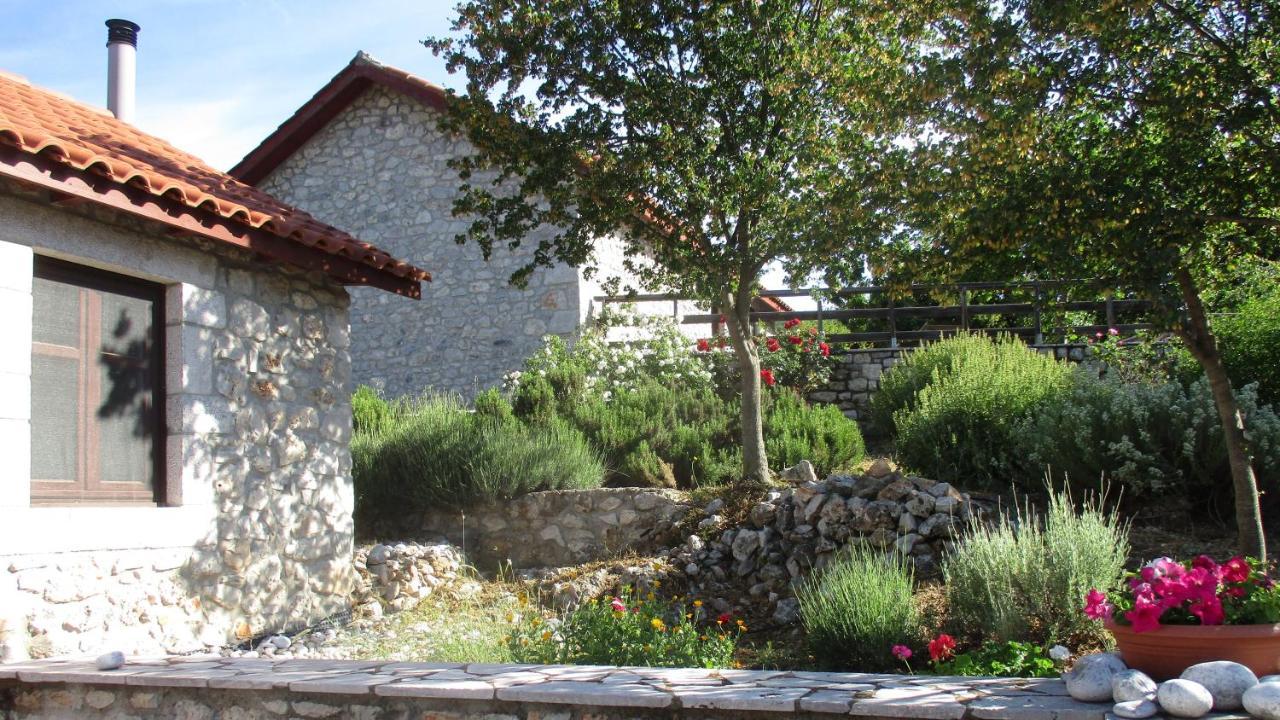 Stone House In A Quiet Landscape, Leonidion Villa Exteriör bild